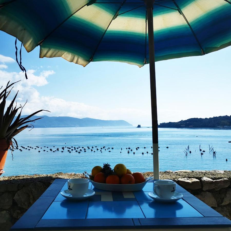 B&B La Palafitta ปอร์โตเวเนเร ภายนอก รูปภาพ