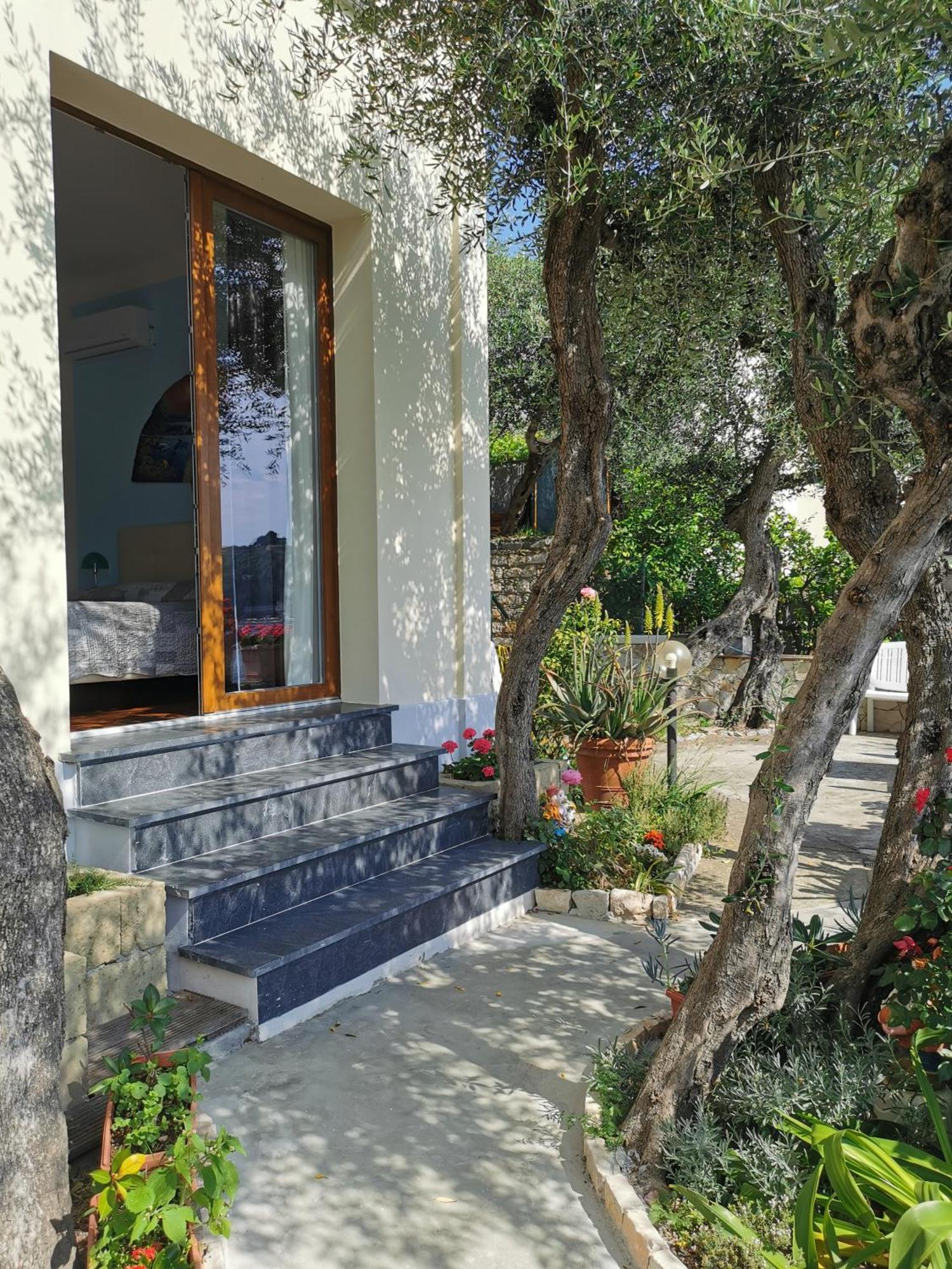B&B La Palafitta ปอร์โตเวเนเร ภายนอก รูปภาพ