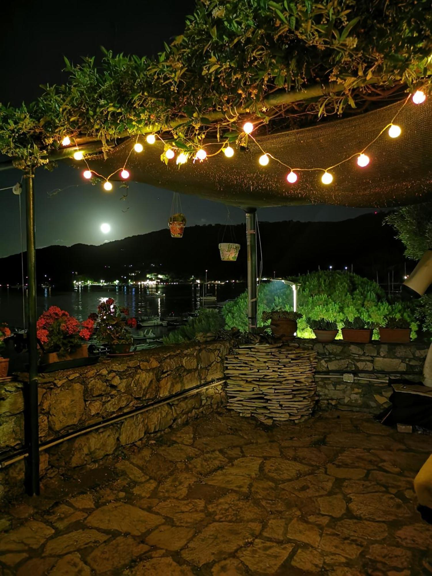 B&B La Palafitta ปอร์โตเวเนเร ภายนอก รูปภาพ